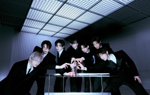 매진된 Walk the Line 투어를 마친 ENHYPEN과 함께한 5주년을 기념하는 ENHYPEN: 