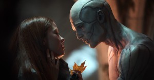 기예르모 델 토로가 기술 형제 시대를 위한 프랑켄슈타인을 선사합니다