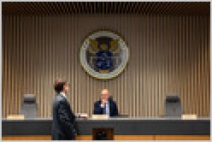 FCC는 침입 방지를 목표로 하는 바이든 시대의 사이버 보안 규칙을 폐지하기 위해 당파에 따라 투표했습니다.